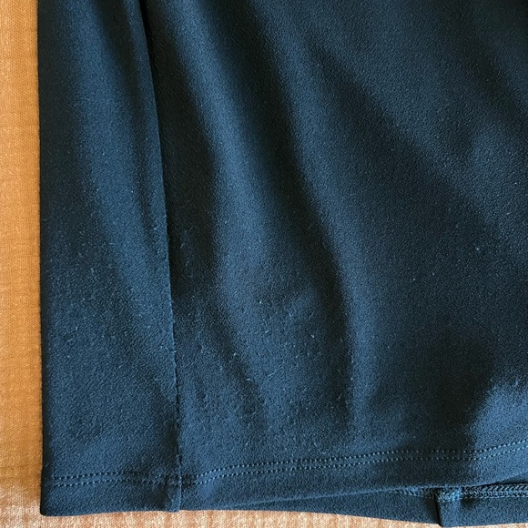 Alice + Olivia mini dress - size 6 fits like size 2/4! - Picture 9 of 10